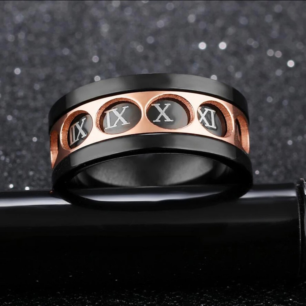 Ring - Picture 2 of 5